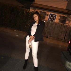 Meet your Posher, Gabrelle